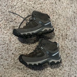 KEEN Targhee III Waterproof Mid Hiking Boots - Women's US 7.5/EU 38